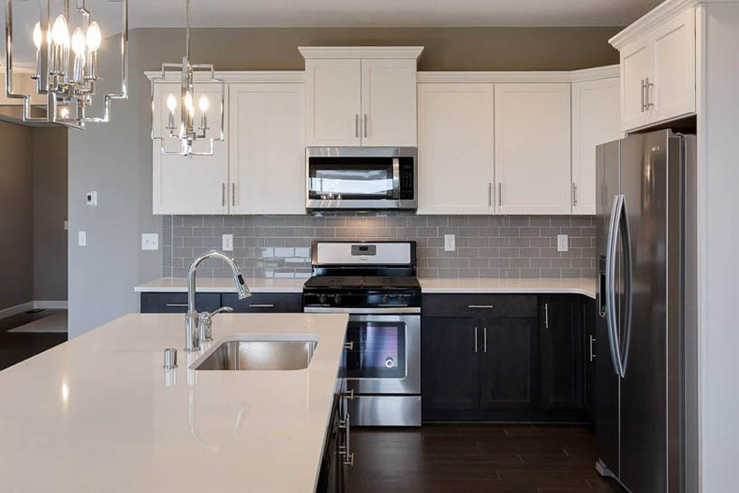 Model Home Kitchen 3